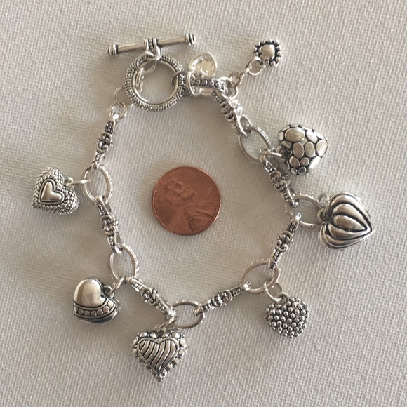 Jewelry - Small heart bracelet